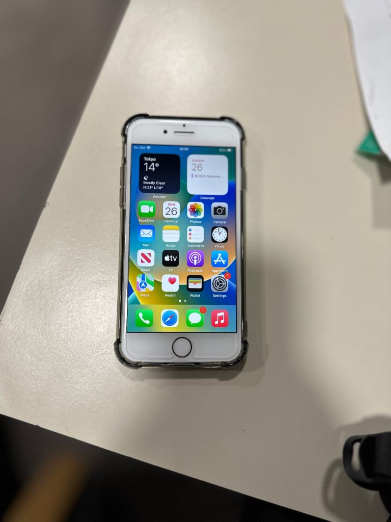 iPhone 8 64GB Rose Gold For sale