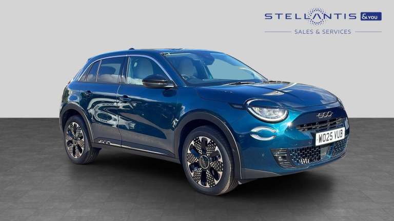 2025 Fiat 600 1.2 MHEV La Prima SUV 5dr Petrol Hybrid e-DCT Euro 6 (s/s) (136 ps) SUV Hybrid Auto...