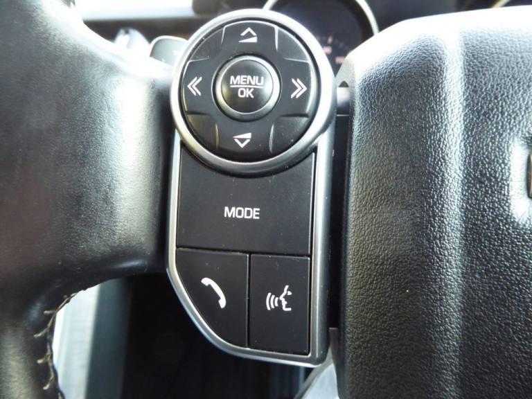 2017 Land Rover Discovery 3.0 TD V6 HSE Luxury SUV 5dr Diesel Auto 4WD Euro 6 (s/s) (258 ps) ESTA...