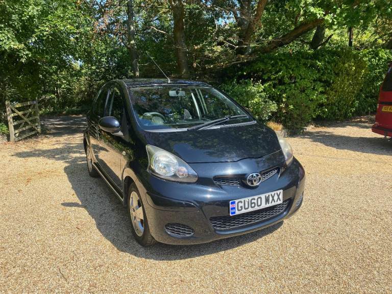 Toyota, AYGO, Hatchback, 2010, Manual, 998 (cc), 5 doors