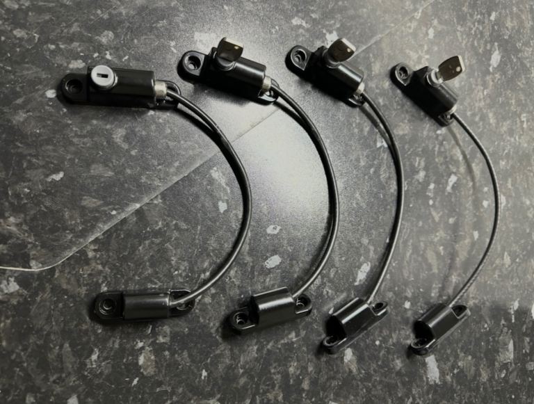 Doors or window heavy duty used security locks