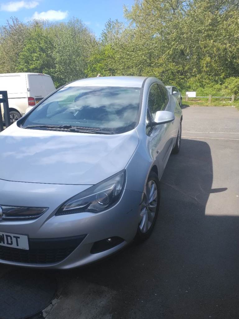 Vauxhall, ASTRA GTC, Hatchback, 2012, Manual, 1956 (cc), 3 doors