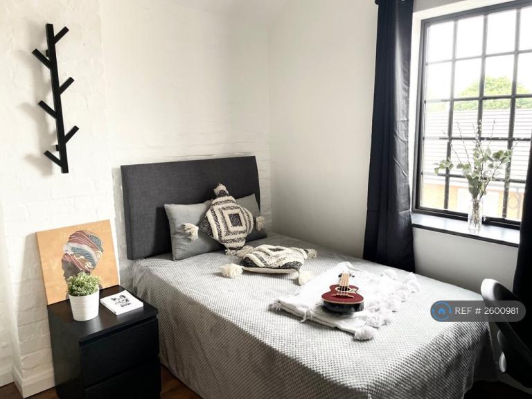 1 bedroom in Stockley Street, Northampton, NN1 (#2600981)