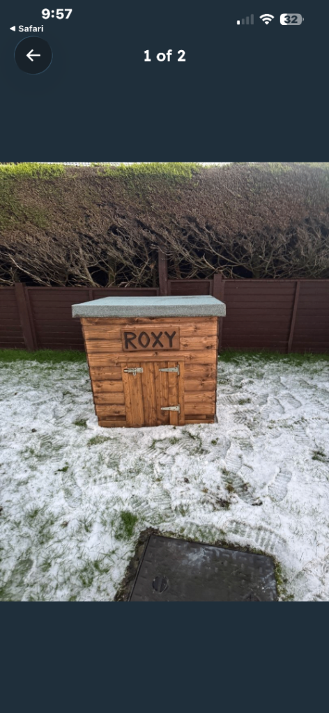Dog house 