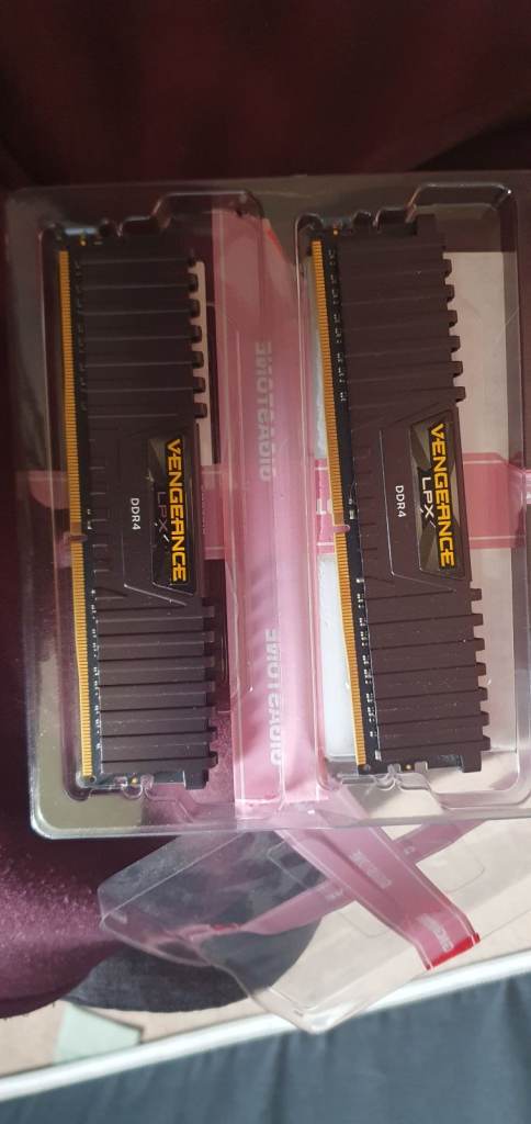 Corsair Vengeance LPX DDR4 RAM - Black, As Good As New