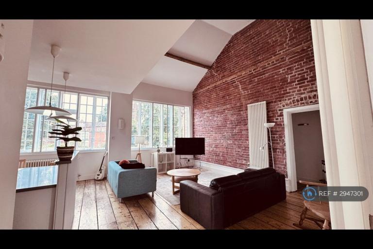 2 bedroom flat in The Ribbon Factory, Coventry, CV1 (2 bed) (#2947301)