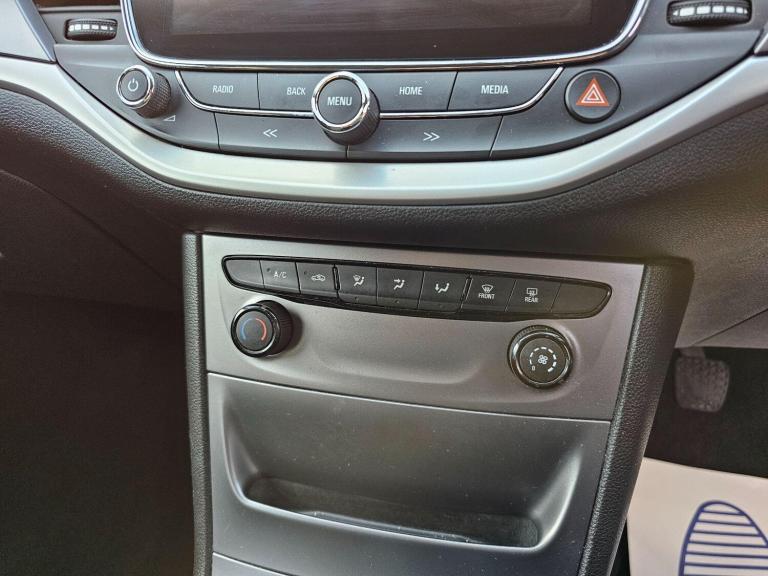 2017 Vauxhall Astra 1.6 CDTi ecoTEC BlueInjection Tech Line Nav Sports Tourer Euro 6 5dr ESTATE D...