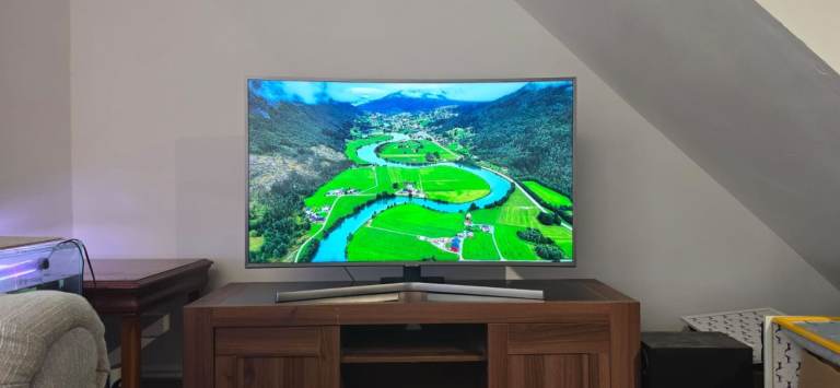 49 inch Samsung Curve 4K UHD Smart TV