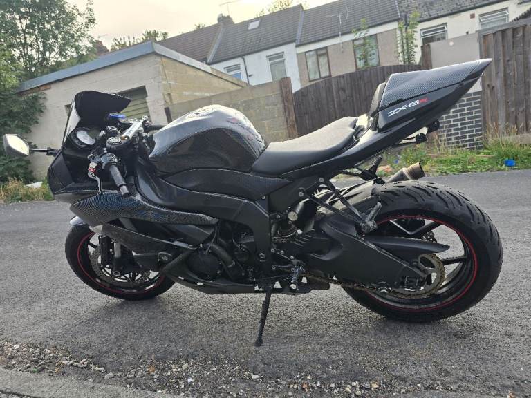 Kawasaki, Ninja ZX 6, 2010, 599 (cc)