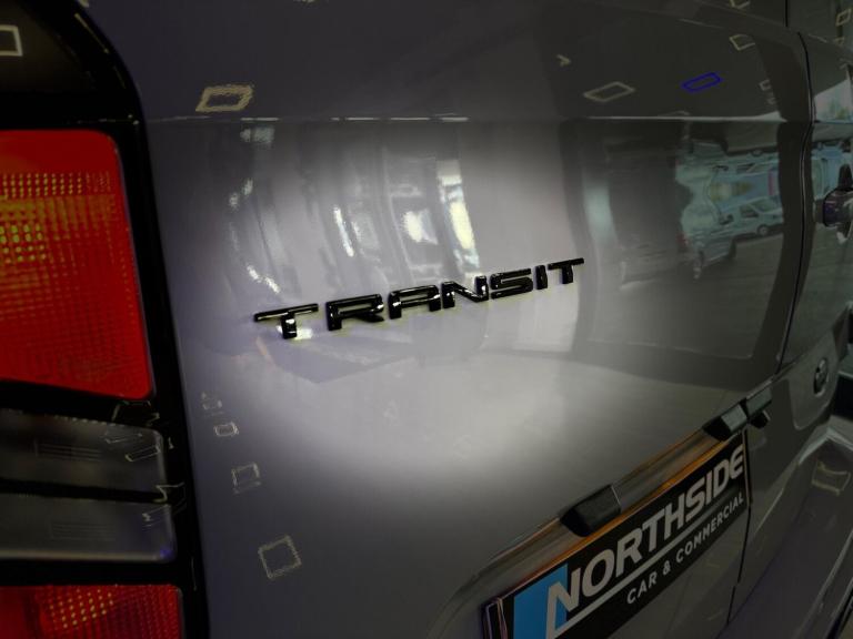 2025 Ford Transit Custom 2.0 320 EcoBlue Limited Crew Van Auto L1 H1 Euro 6 (s/s) 5dr PANEL VAN D...