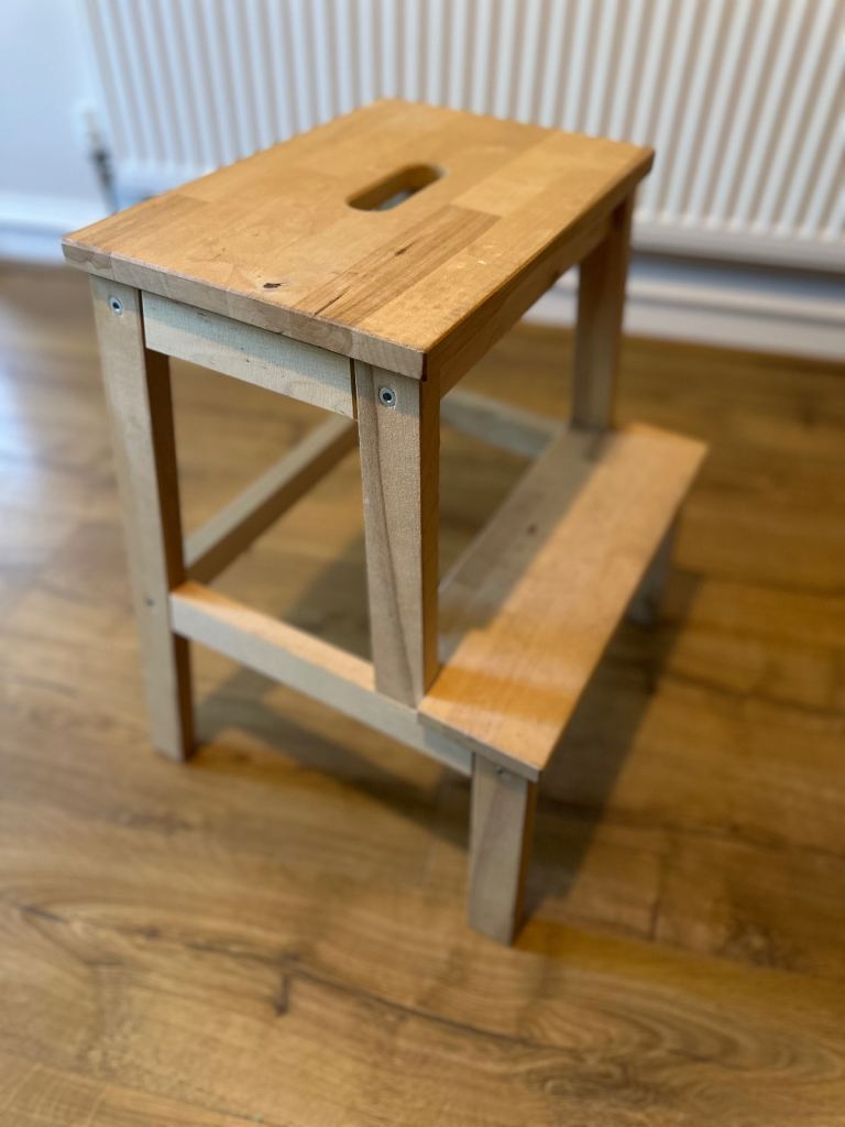 Wooden step kids kitchen helper 