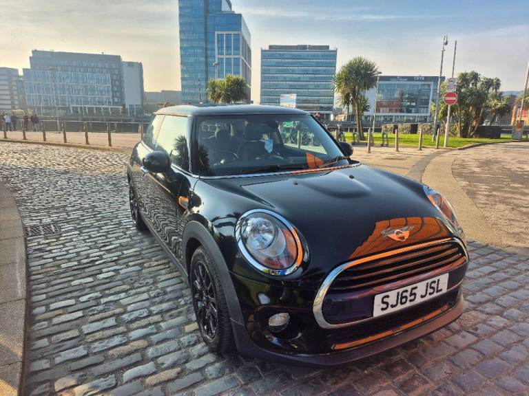 Lovely Black Mini Cooper D