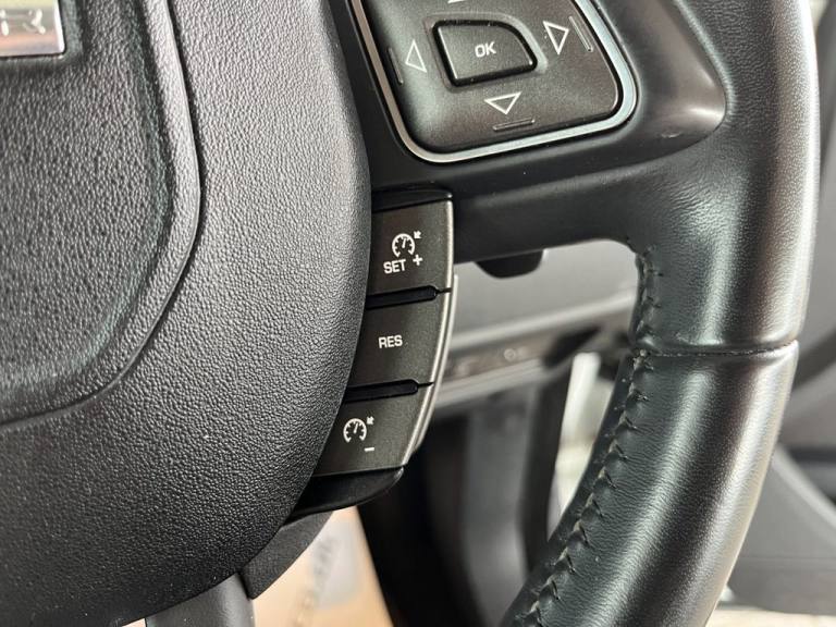 2018 Land Rover Range Rover Evoque 2.0 TD4 SE Tech SUV 5dr Diesel Auto 4WD Euro 6 (s/s) (180 ps) ...