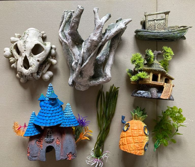 Fish tank ornaments
