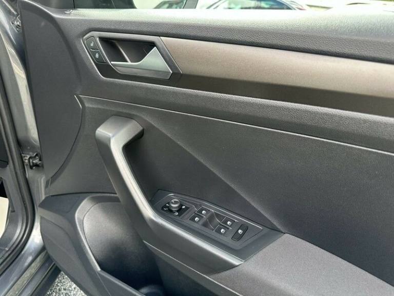 2018 Volkswagen T-Roc 1.0 TSI SE SUV 5dr Petrol Manual Euro 6 (s/s) (115 ps) HATCHBACK Petrol Manual