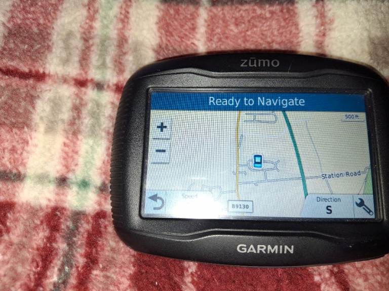 Garmin zumo motorcycle sat nav 