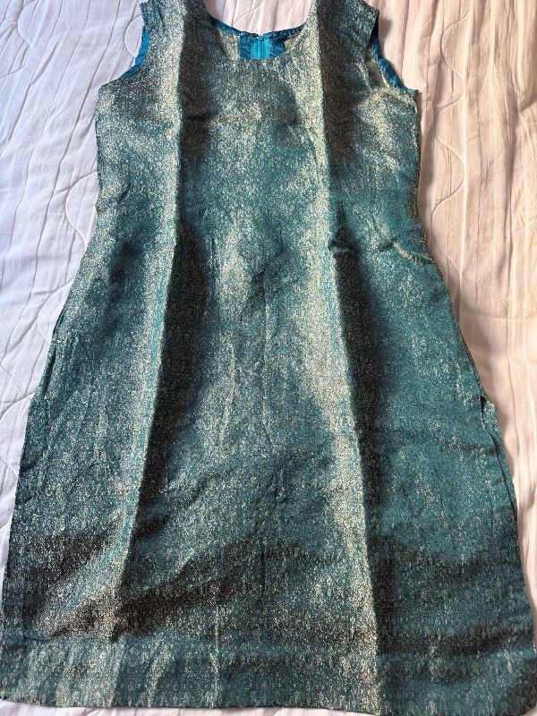 Lovely Blue Dress and Trousers Set [Salwaar Kameeze] – Good Condition