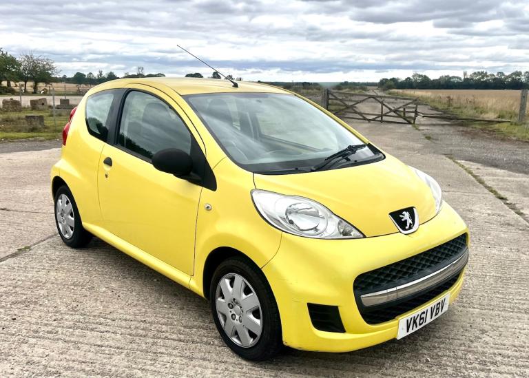 2011 Peugeot 107 Urban Lite*10m mot*£20 tax*70mpg*Low Insurance*ONLY 66k miles