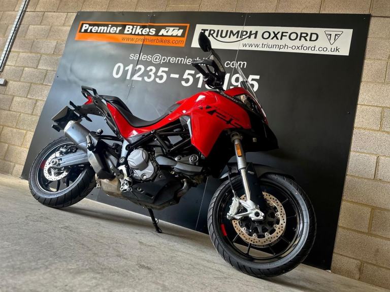 Stunning Low Mileage 2024/24 Ducati Multistrada V2S Motorcycle 