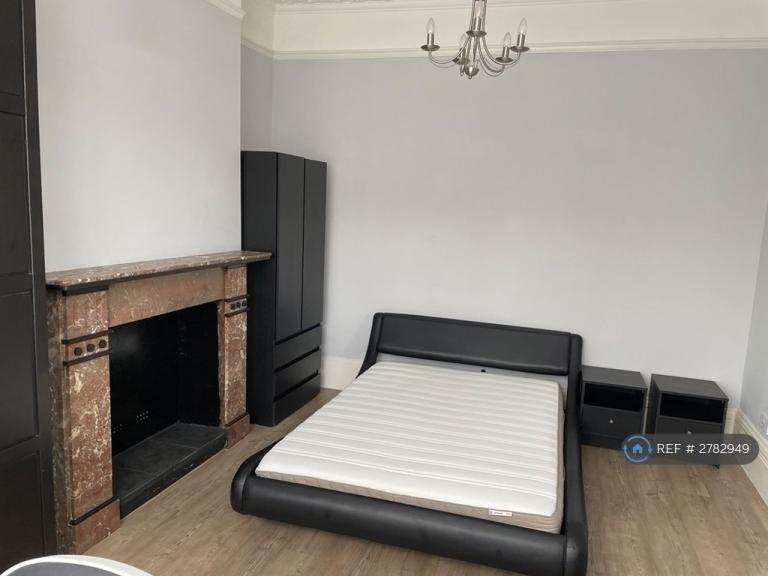 1 bedroom in Kingswood Road, Goodmayes, IG3 (#2782949)