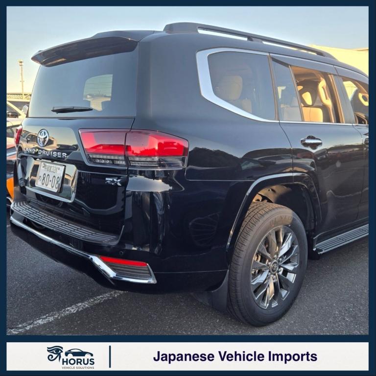  Toyota Land Cruiser 300 Series ZX 4x4 Diesel Automatic