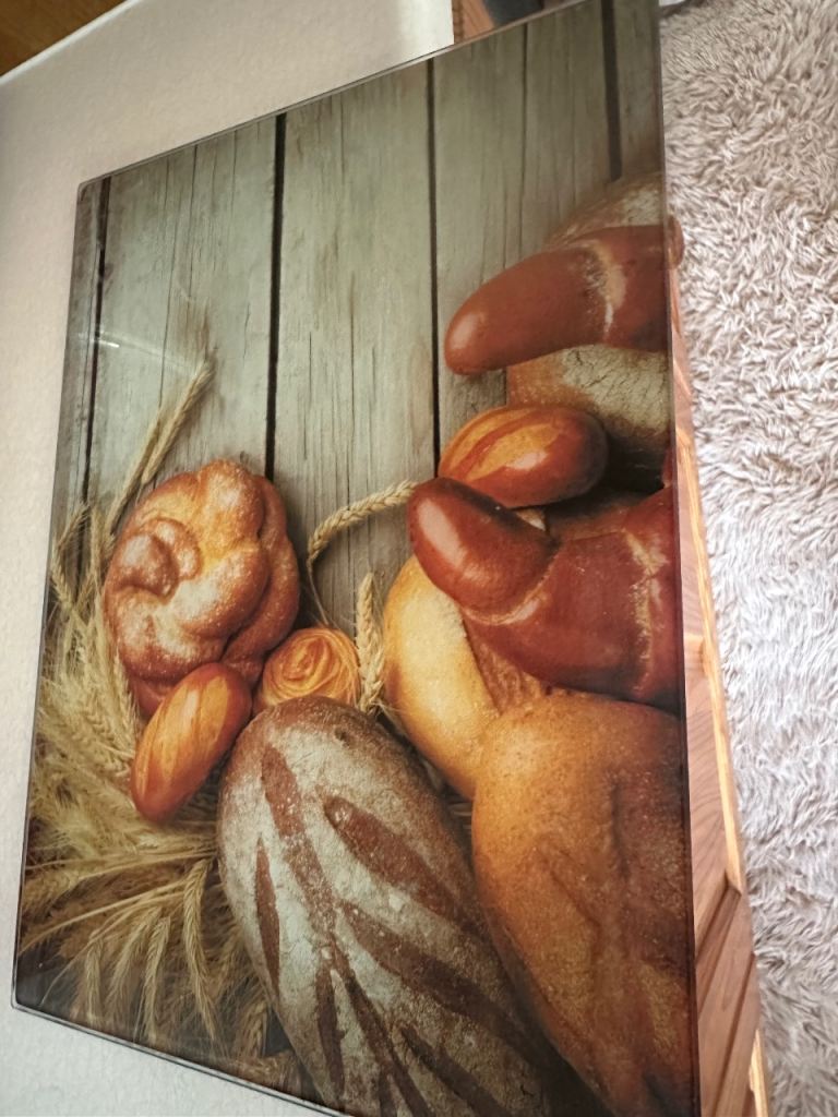 Large Glass Chopping Board with Bread Design – As Good As New