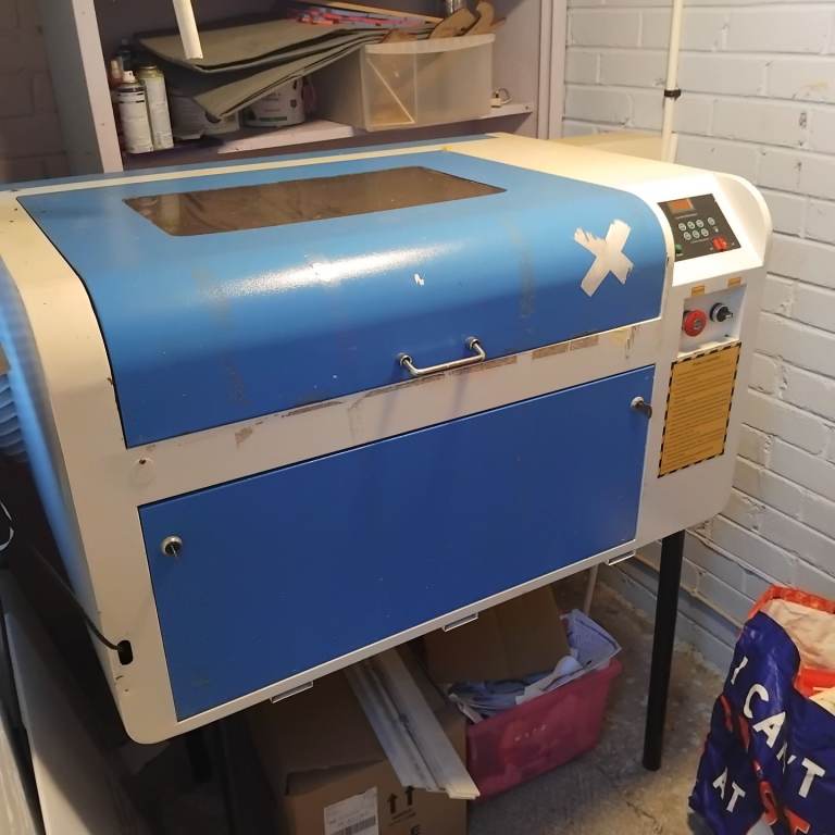 Co2 Laser cutting & engraving machine 