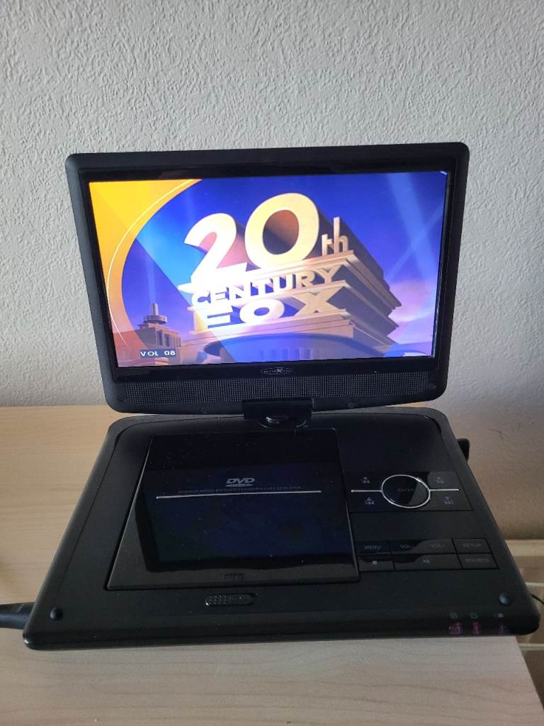 image for A great portable tv dvd player