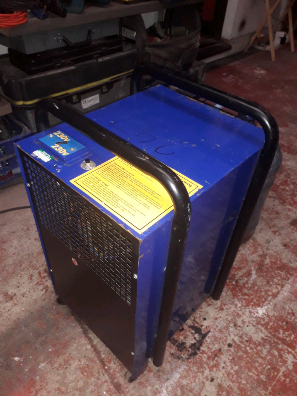 TREMDRY INDUSTRIAL DEHUMIDIFIER 20 LITRE MAX 