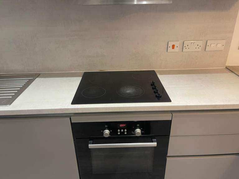 Local Domestic Cleaner Service - Great Rates - Customer Cleaning Jobs