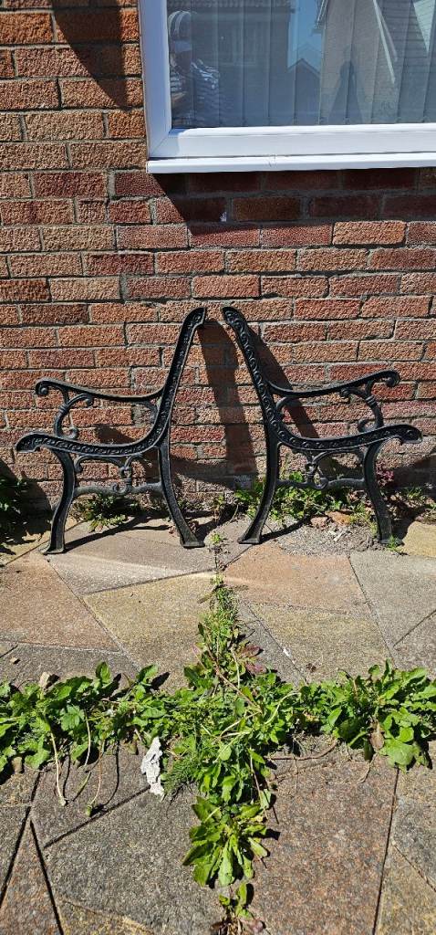 Cast iron bench ends 