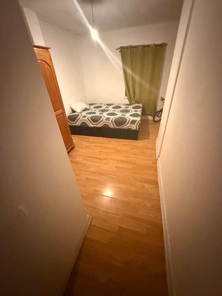 Room for rent for girl only 