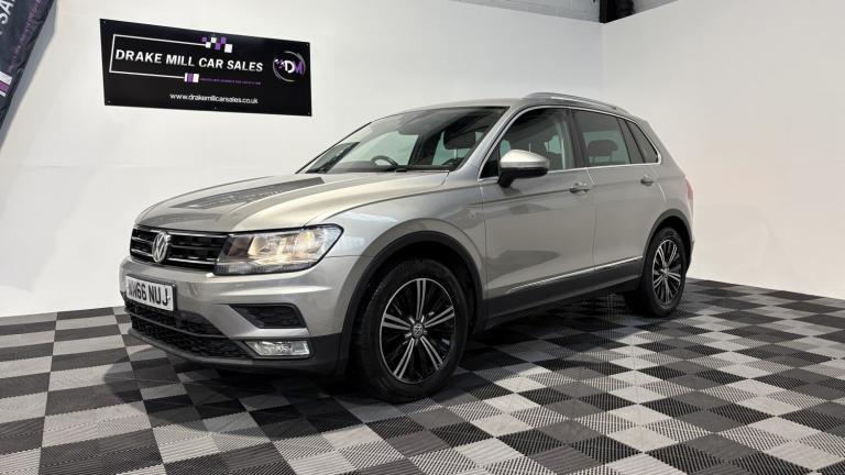 image for VOLKSWAGEN TIGUAN 2.0 TDI BlueMotion Tech SE Navigation 2016
