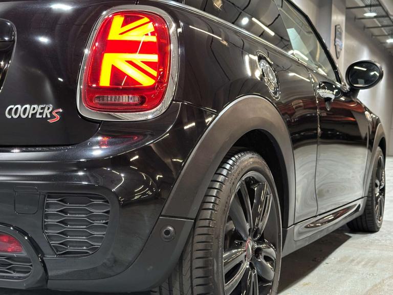 2019 MINI Hatch 2.0 Cooper S Sport II 3dr Auto HATCHBACK PETROL Automatic