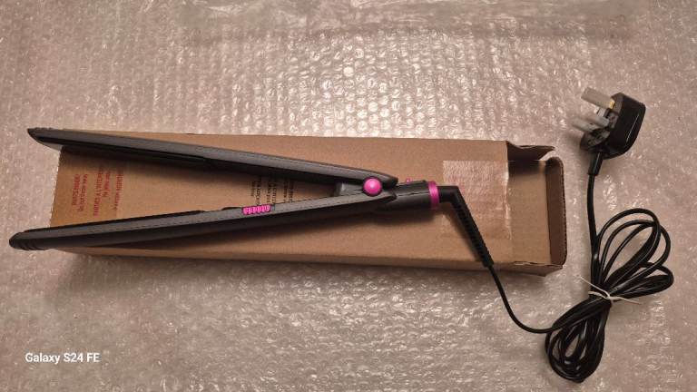 Carmen CX070 Hair Straighteners 