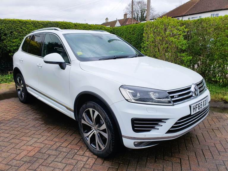 Volkswagen Touareg Mk2 3.0 TDI V6 R-Line BlueMotion 8 Speed Tiptronic Auto SUV 5dr Diesel Euro-6 4x4