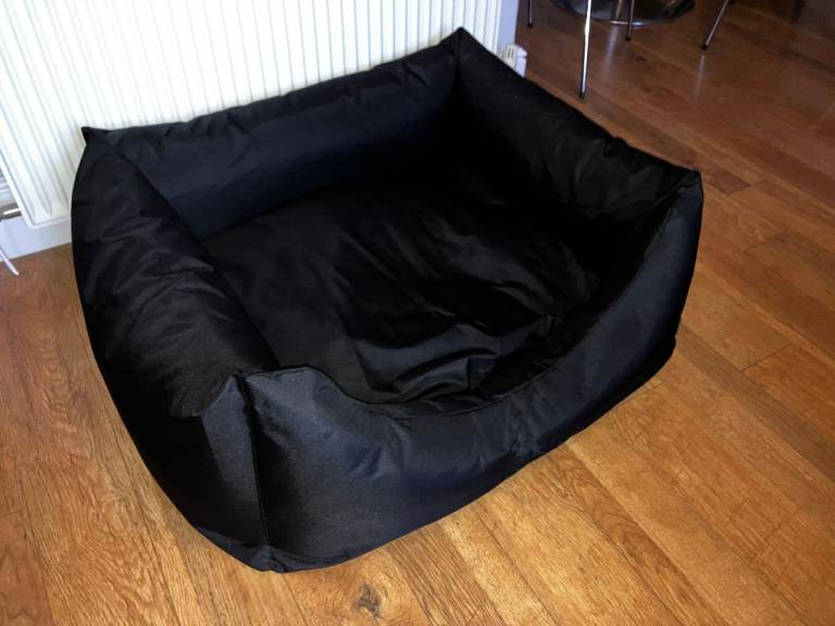 Hunter X Large Dog Sofa / Bed - Removable Cover with Anti-Bacterial/Water/Soil Repellent Fabric