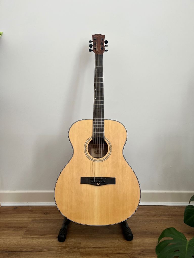 EASTCOAST G1 GRAND AUDITORIUM ACOUSTIC GUITAR
