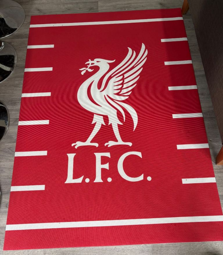 Liverpool FC Rug – Red, Good Condition