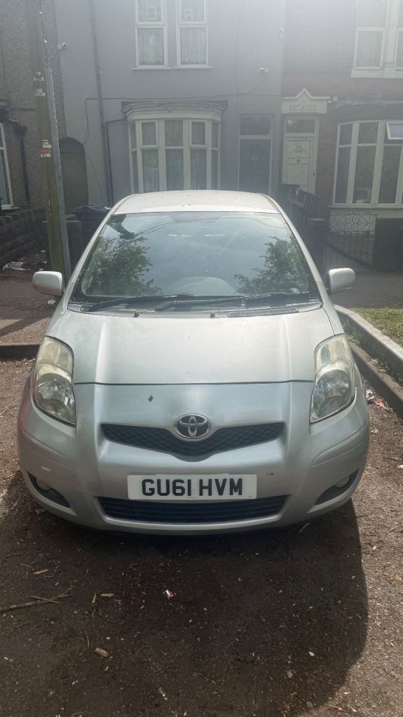 Toyota, YARIS, Hatchback, 2011, Manual, 1329 (cc), 5 doors