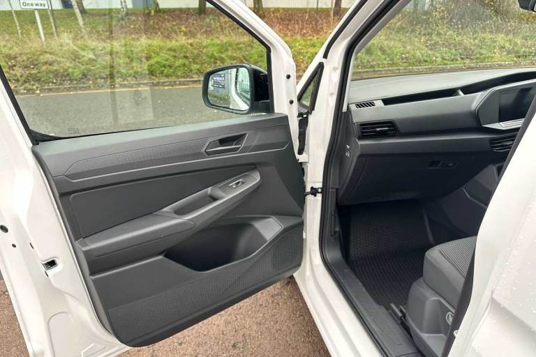 2025 Volkswagen Caddy Maxi 2.0 TDI 102PS Commerce Plus Van (Tech Pack) Van Diesel Manual