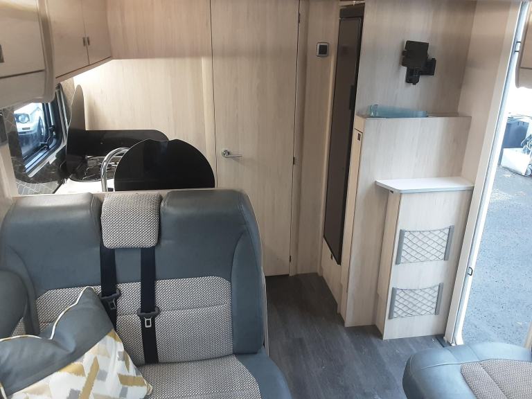 Ford AUTO-TRAIL F60 AUTO motorhome campervan