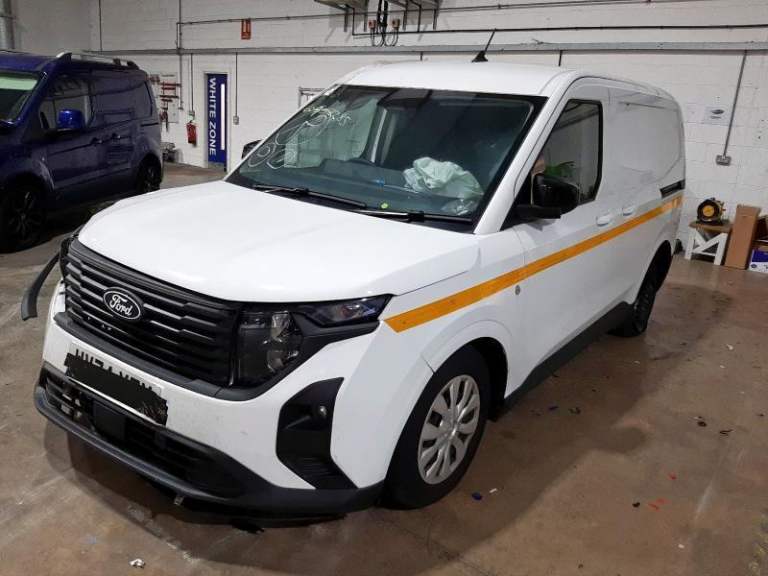Breaking FORD TRANSIT COURIER 1.5 DIESEL 2024 STOCK NUMBER VY62