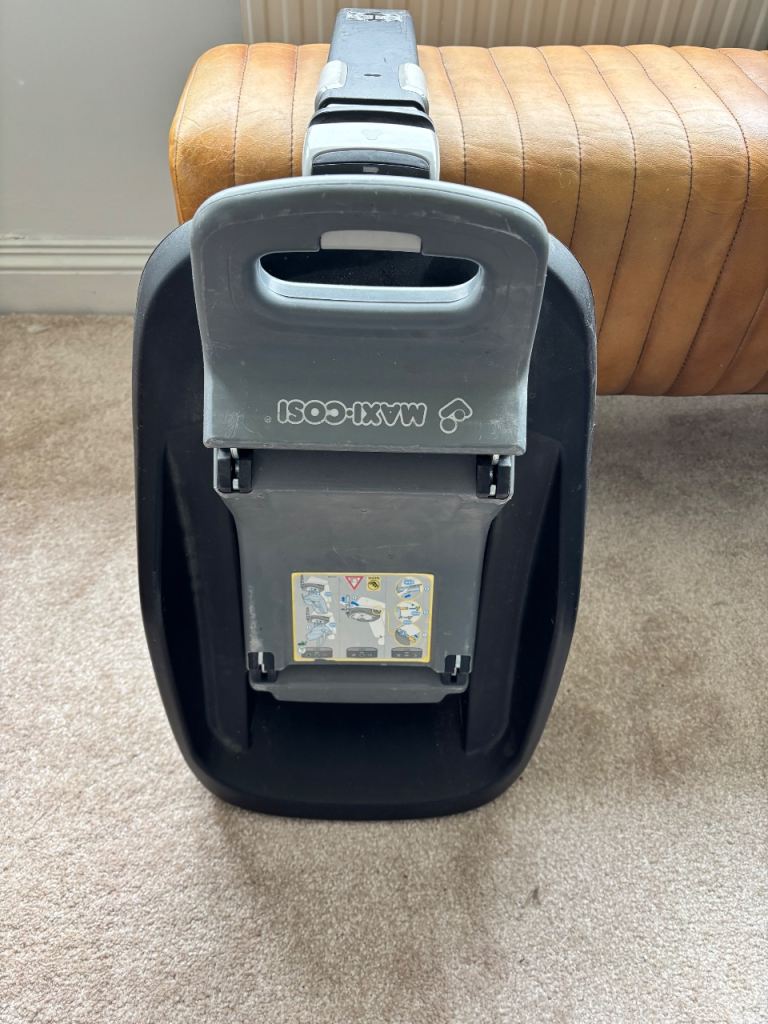 Maxi cost - car seat base 