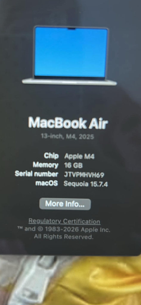 Apple MacBook Air 13-inch M4 16GB Memory - Gold