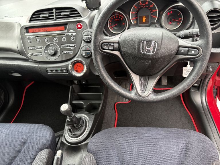 Honda, JAZZ, Hatchback, 2011, Manual, 1339 (cc), 5 doors