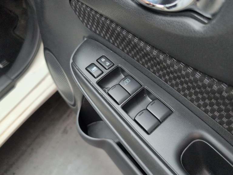 2016 Nissan Note 1.2 Acenta Premium Hatchback 5dr Petrol Manual Euro 6 (s/s) (80 ps) BRAKE A MPV ...