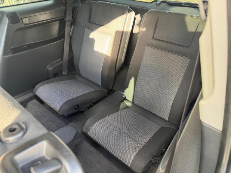 2012 Vauxhall Zafira 1.6 16V Exclusiv Euro 5 5dr MPV Petrol Manual