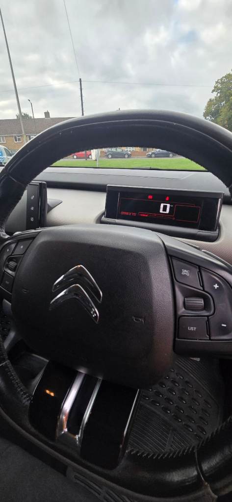 Citroen, C4 CACTUS, Hatchback, 2015, Manual, 1560 (cc), 5 doors