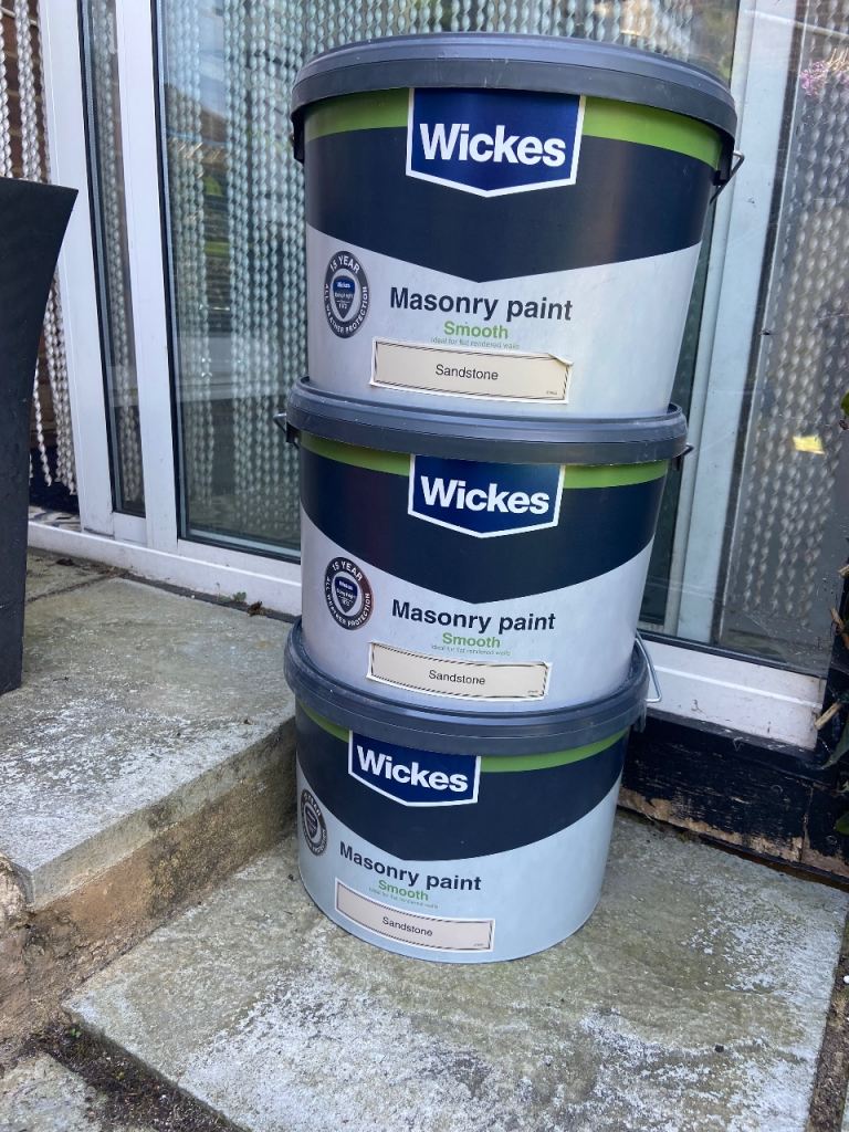 New Wickes Smooth Masonry paint- Sandstone 3x10L tubs